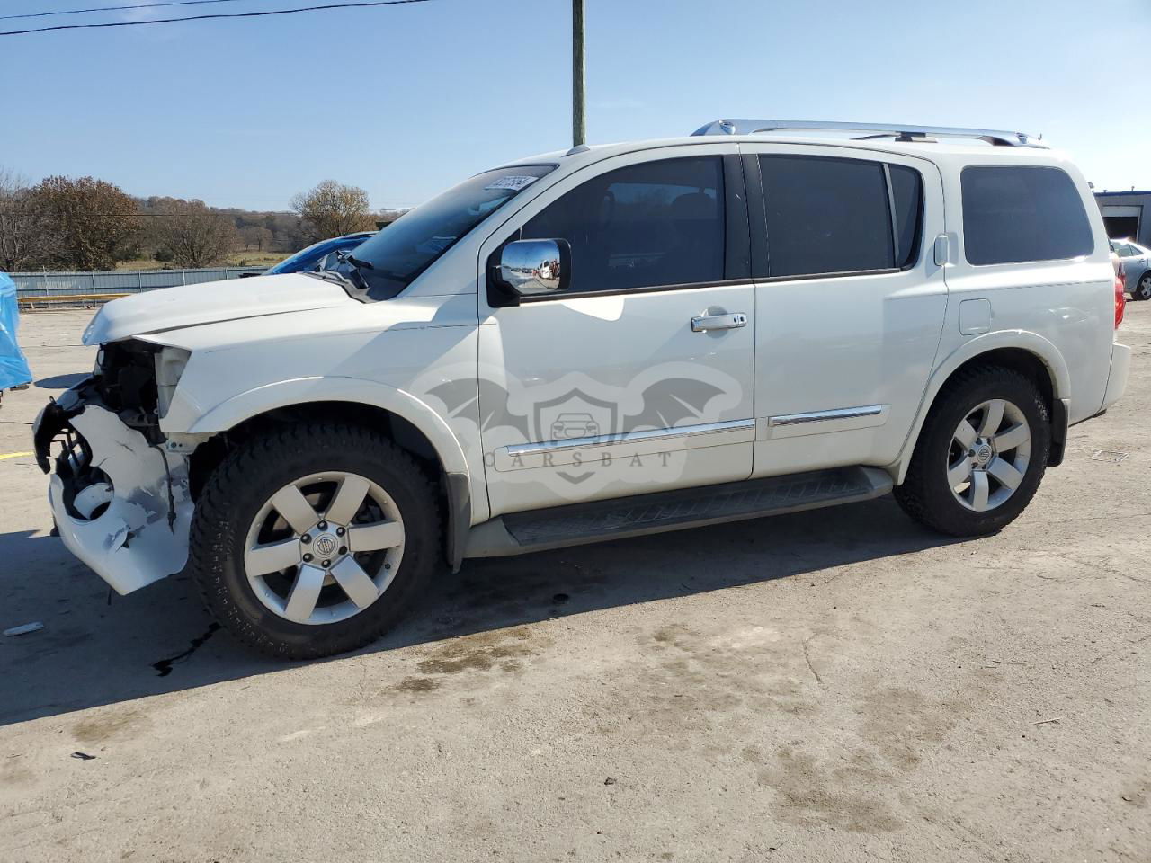 Nissan Armada SV 5.6L  8 2013
