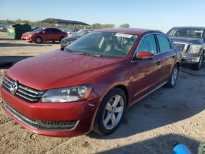Volkswagen Passat SE 1.8L 4 2015