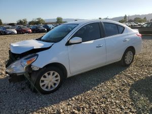Nissan Versa S 1.6L 4 2015