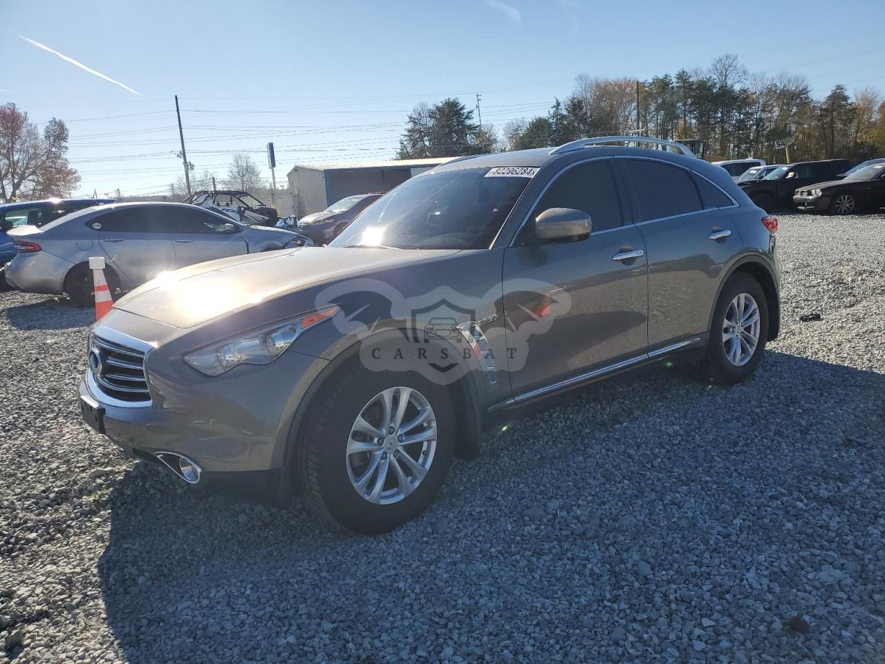 Infiniti QX70 3.7L 6 2015