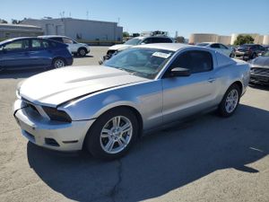 Ford Mustang 3.7L 6 2012