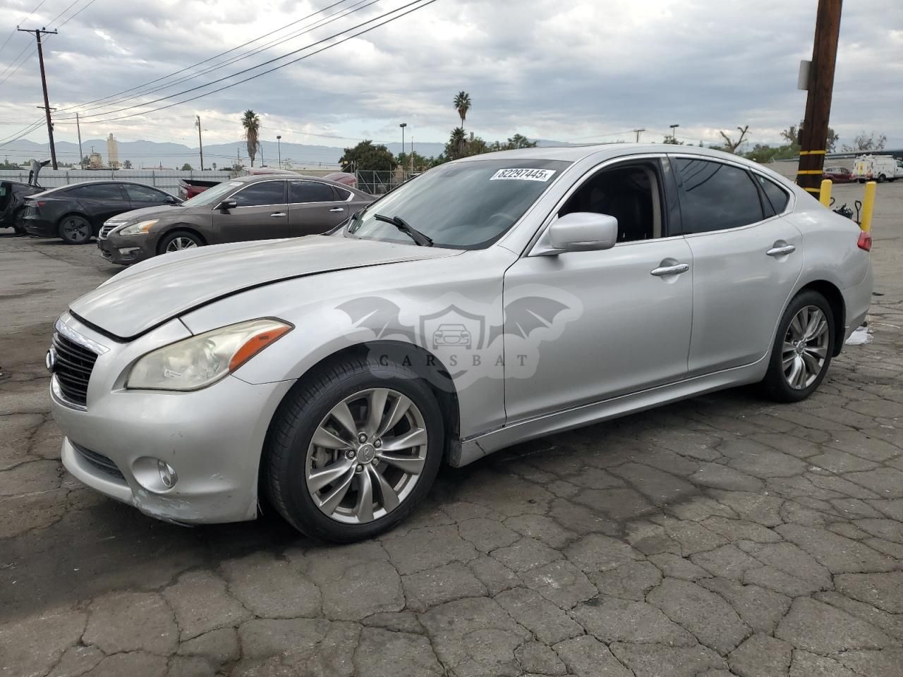 Infiniti M37 3.7L 6 2013