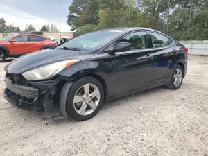 Hyundai Elantra GLS 1.8L 4 2013