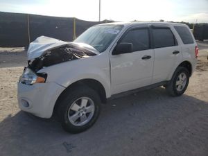 Ford Escape XLS 2.5L 4 2012