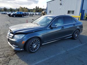 Mercedes-Benz C 300 3.0L 6 2011