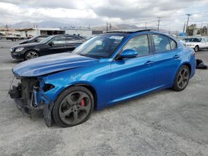 Alfa Romeo Giulia 2.0L 4 2017