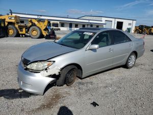 Toyota Camry LE 2.4L 4 2005