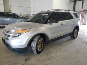 Ford Explorer XLT 3.5L 6 2011