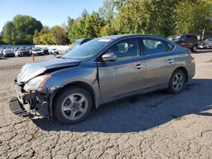 Nissan Sentra S 1.8L 4 2015