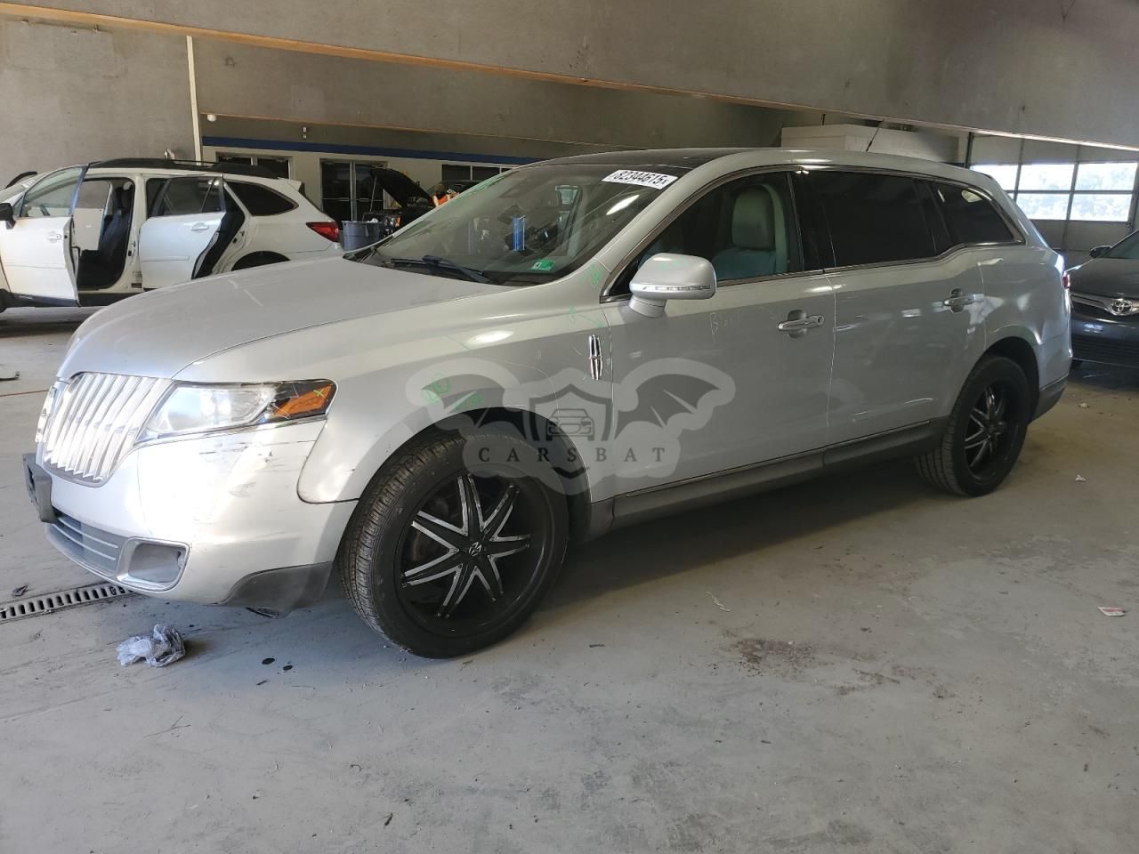 Lincoln MKT 3.7L 6 2010