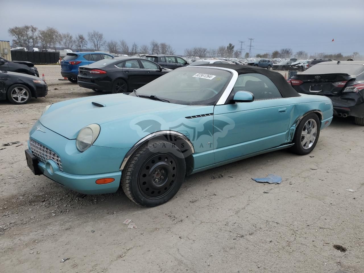 Ford Thunderbird 3.9L 8 2002