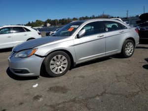 Chrysler 200 LX 2.4L 4 2012