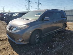 Toyota Sienna SPORT 3.5L 6 2015