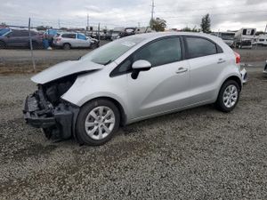 Kia Rio LX 1.6L 4 2013