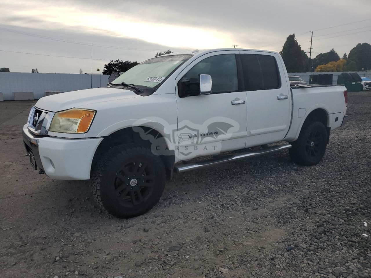 Nissan Titan S 5.6L 8 2012