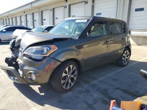 Kia Soul + 2.0L 4 2013