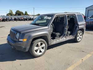Jeep Patriot LATITUDE 2.4L 4 2014