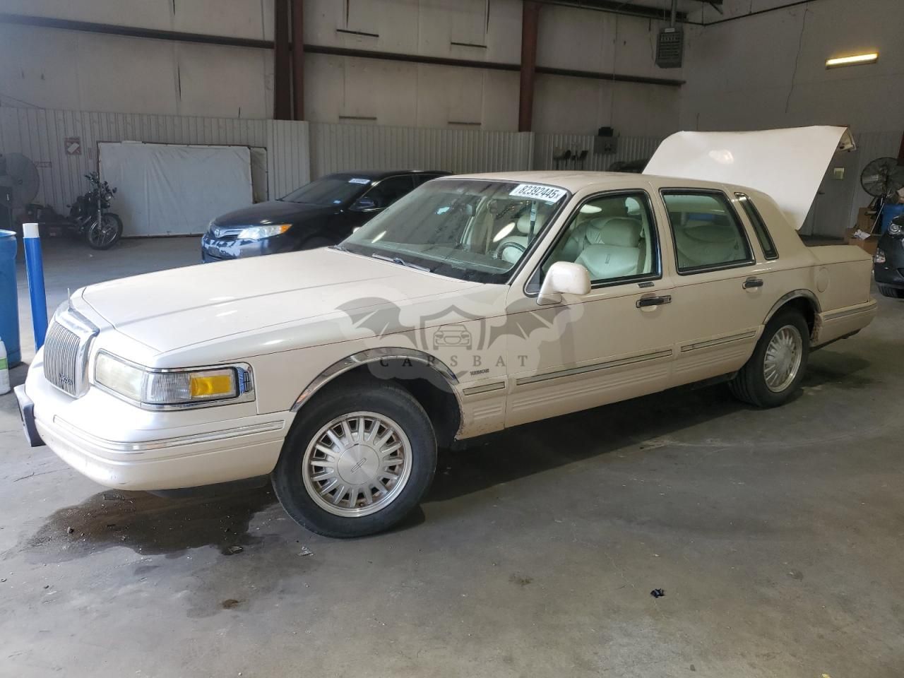 Lincoln Town Car CARTIER 4.6L 8 1997