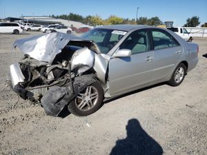 Toyota Camry LE 2.4L 4 2004