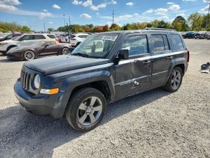 Jeep Patriot LATITUDE 2.0L 4 2015