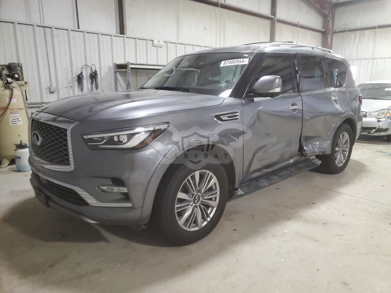 Infiniti QX80 5.6L  8 2018
