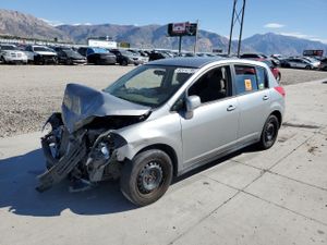 Nissan Versa S 1.8L 4 2012