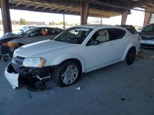 Dodge Avenger SE 2.4L 4 2014