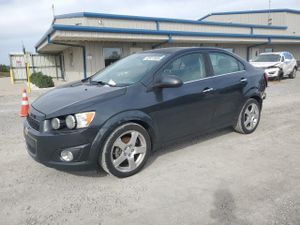 Chevrolet Aveo (Sonic) LTZ 1.4L 4 2015