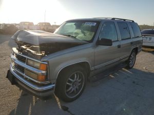 Chevrolet Tahoe C1500 5.7L 8 1999