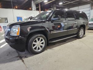GMC Yukon DENALI 6.2L 8 2014
