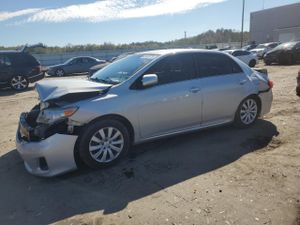 Toyota Corolla BASE 1.8L 4 2013