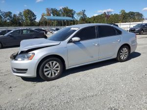 Volkswagen Passat S 1.8L 4 2015