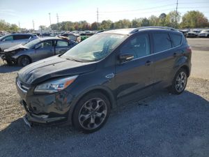 Ford Escape TITANIUM 2.0L 4 2014