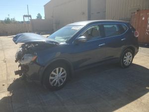 Nissan Rogue S 2.5L 4 2015