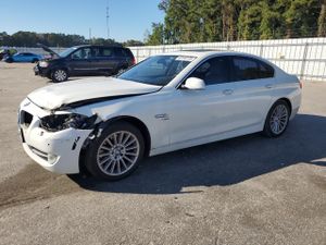 BMW 5 Series XI 3.0L 6 2012