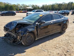 Ford Fusion S 2.5L 4 2014