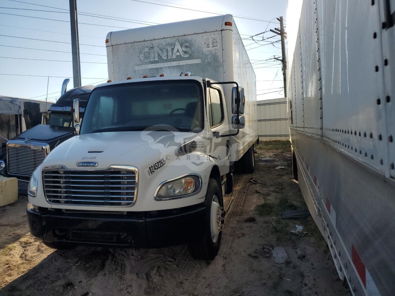 Freightliner Business Class M2 106 MEDIUM DUTY 6.7L 6 2013