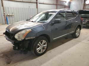 Nissan Rogue S 2.5L 4 2013