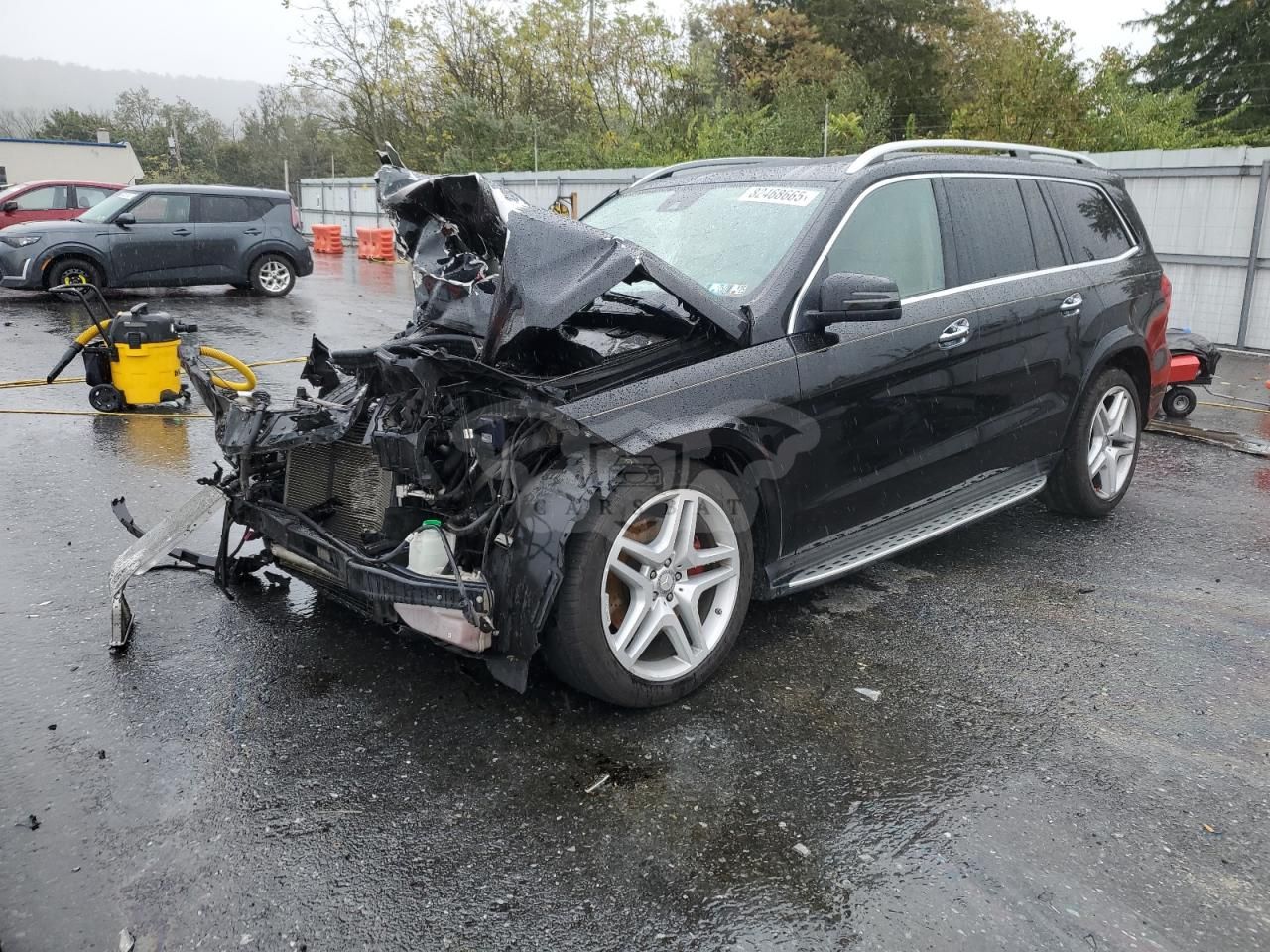 Mercedes-Benz GL 550 4MATIC 4.6L 8 2013