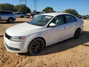 Volkswagen Jetta SE 1.8L 4 2014