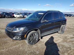 Volkswagen Tiguan S 2.0L 4 2013
