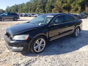 Volkswagen Passat SE 1.8L 4 2015