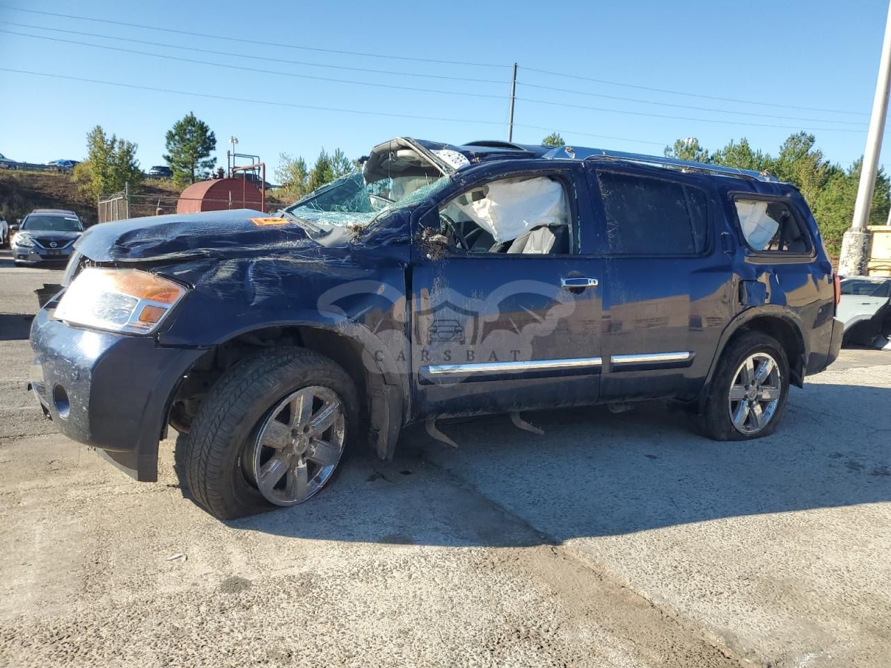Nissan Armada SE 5.6L 8 2010
