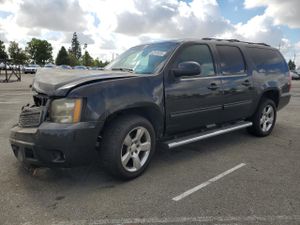 Chevrolet Suburban C1500 LS 5.3L 8 2013