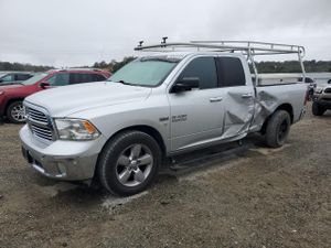RAM 1500 SLT 5.7L 8 2014