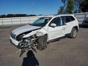 Jeep Cherokee LATITUDE 2.4L 4 2015