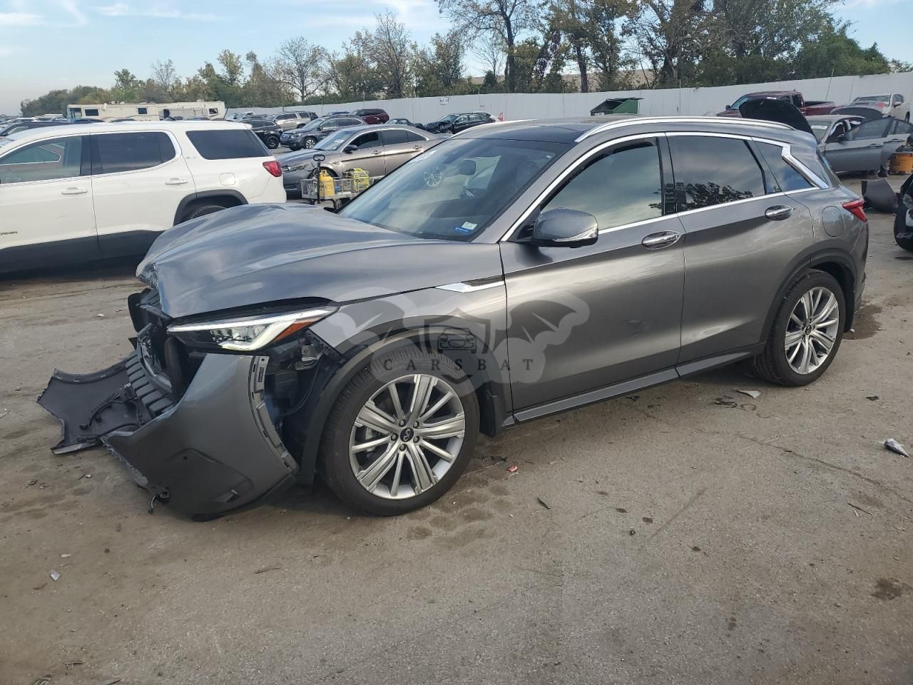 Infiniti QX50 ESSENTIAL 2.0L 4 2021