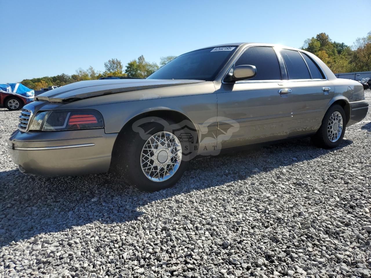 Ford Crown 4.6L 8 2002