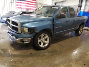 Dodge RAM ST 5.7L 8 2004