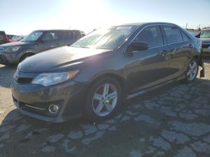Toyota Camry BASE 2.5L 4 2012